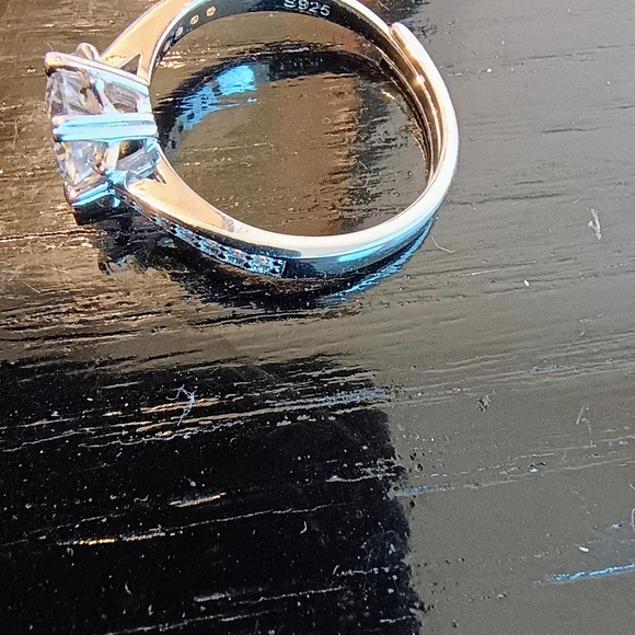 Radiant Silver Moissanite Ring 1 Ct - Picture 7 of 8